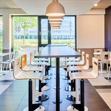 Frankfurt-airport Hotel 3*