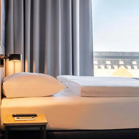 Frankfurt-airport 3*