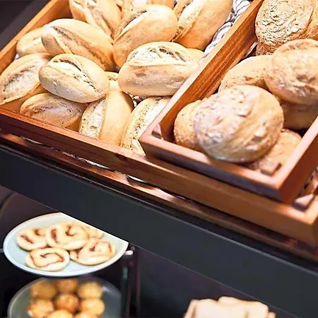 Отель Frankfurt-airport 3*