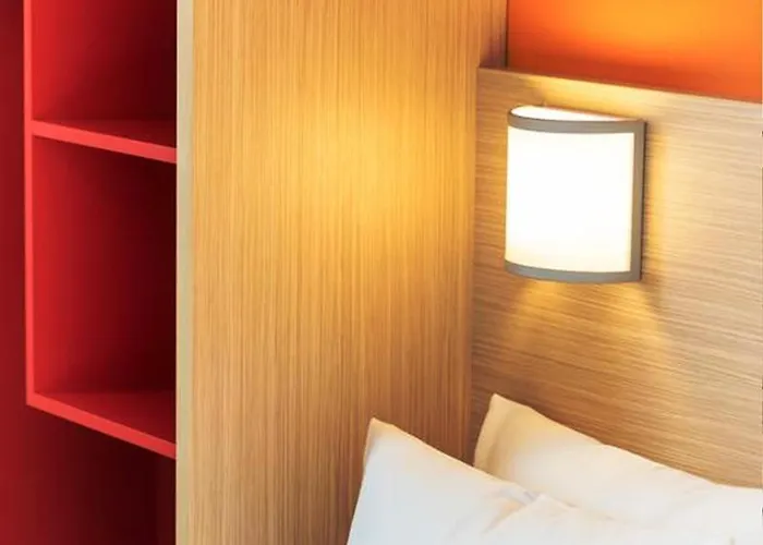 Frankfurt-airport 3*